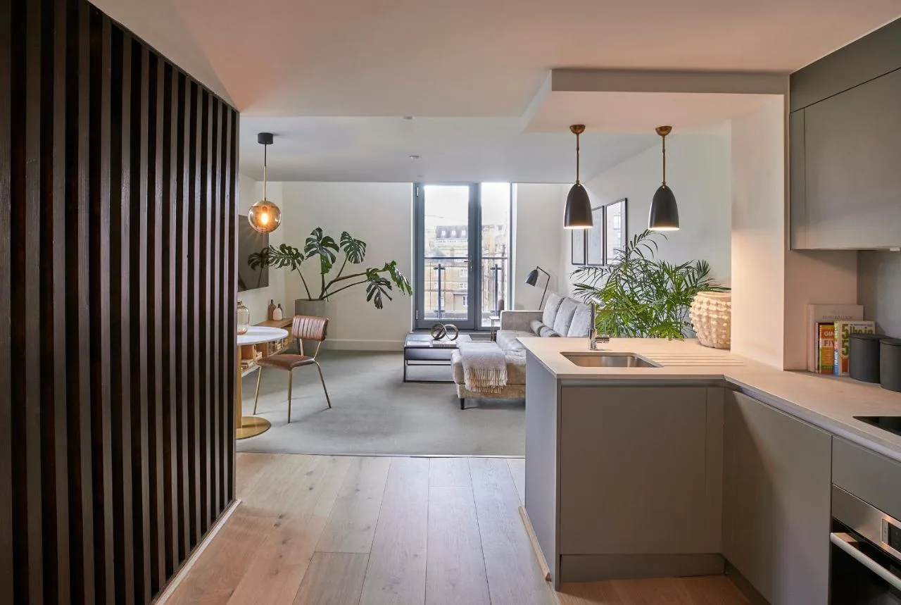 Apartment - Split Level